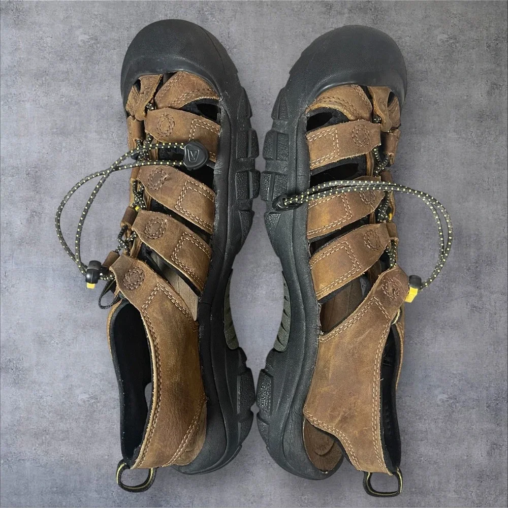 KEEN Newport Closed Toe Bison Brown Leather Sandals Shoes  Mens 12 Waterproof